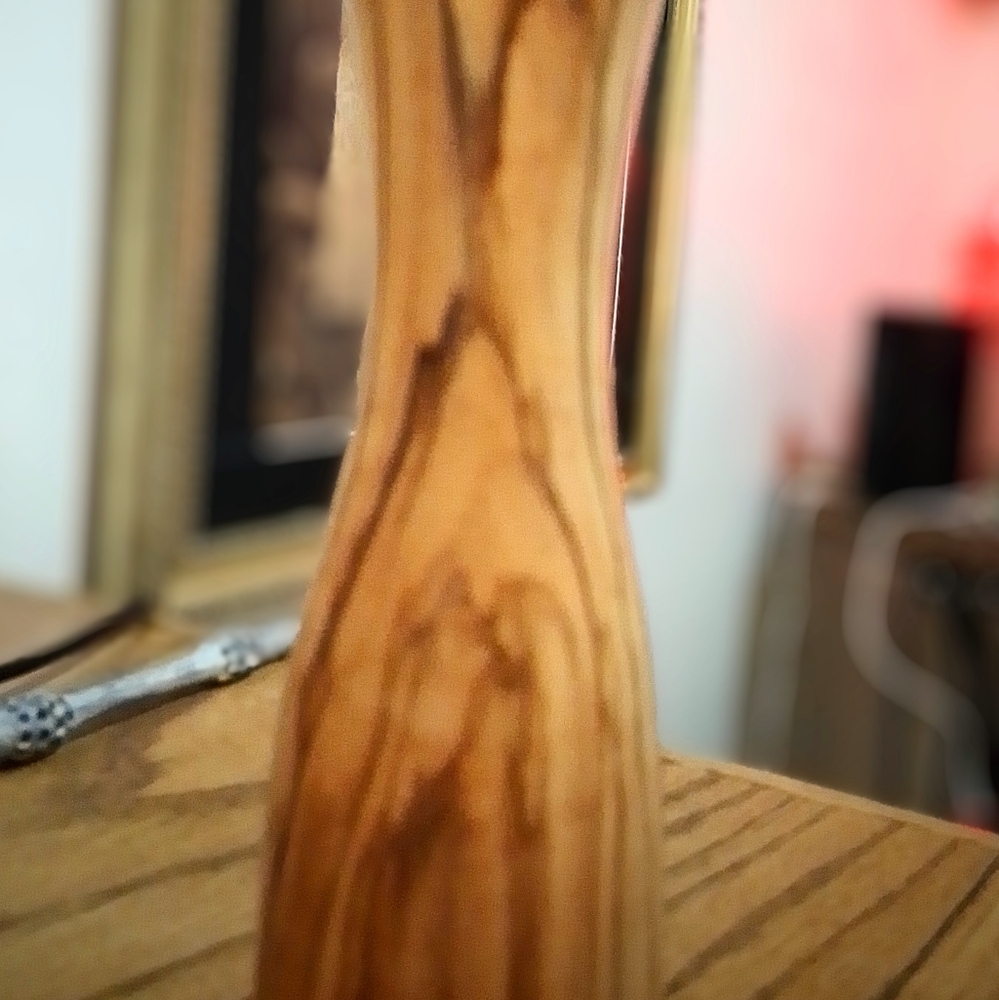 Olive wood pepper grinder
